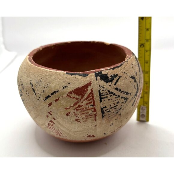 VTG Handcrafted Jemez Pueblo Pottery Bowl Geometric Pattern Signed Chinana READ - Picture 10 of 10